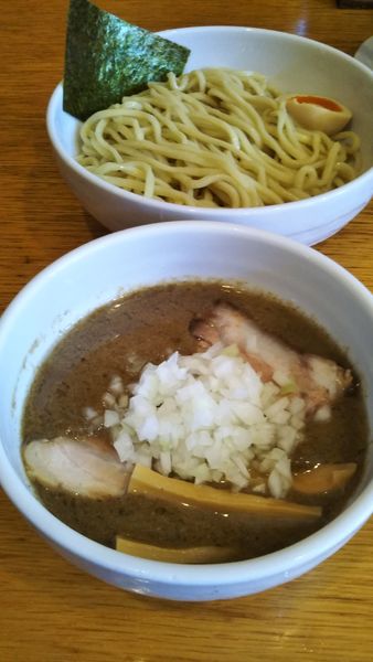 「煮干つけ麺中盛+ハーフ味玉」@煮干そば とみ田の写真