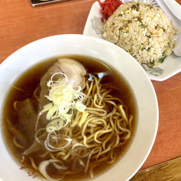 「半チャーハン+ラーメンセット」@珍來 前原店の写真