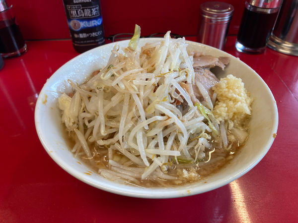 「ラーメン半分」@ラーメン二郎 西台駅前店の写真