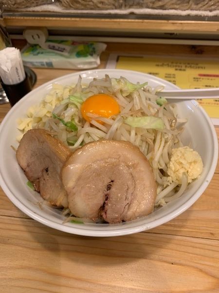 「まぜそば（醤油） 通常価格 700円」@麺処morimori 新橋店の写真