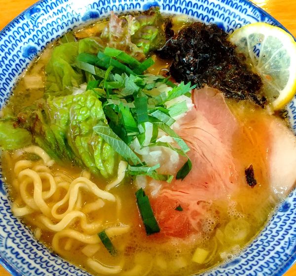 「濃厚鶏そば850円餃子3個220円」@麺 やまだの写真