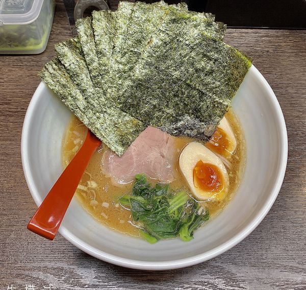 「のり玉らぁめん」@けんゆう 菊川店の写真