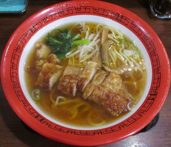 「排骨拉麺 870円」@万世麺店 新宿西口店の写真