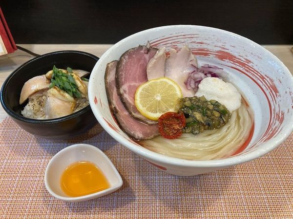 「緋彩のダシそば〜えびおじさんのニュルモッチ麺〜」@えびそば 緋彩の写真