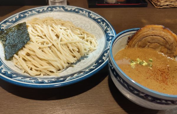 「つけそば800円+中盛50円」@中華そば・つけそば 浜屋の写真