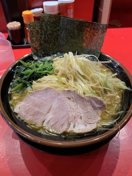 「ネギラーメン　中」@横浜家系らーめん 山崎家の写真