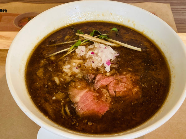 「牡蠣醤油BLACKMEN」@カレと。Menの写真