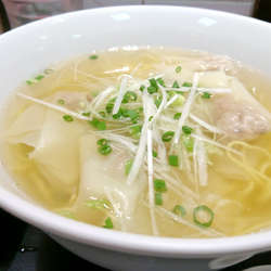 【昼】ワンタン麺 塩