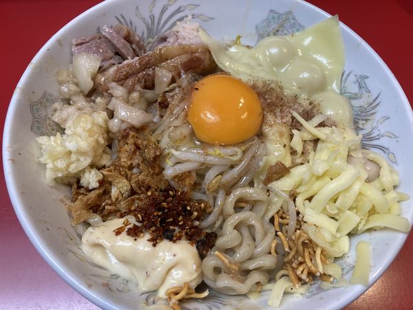 「まぜそば¥800+チーズ¥100+うずら¥100」@ジャンプの写真