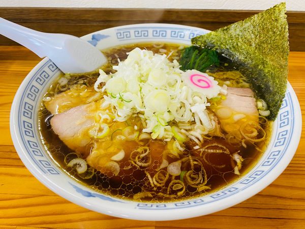 「チャーシュー麺930円+トッピング ネギ100円」@中華そば 葵の写真