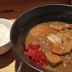 北海道ラーメンとカレー すずやの画像