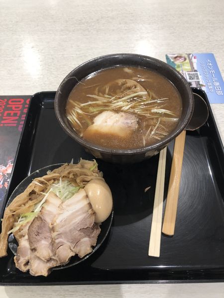 「中華そば（小）+トッピング全部入り」@もちもちの木 イオンモール春日部店の写真