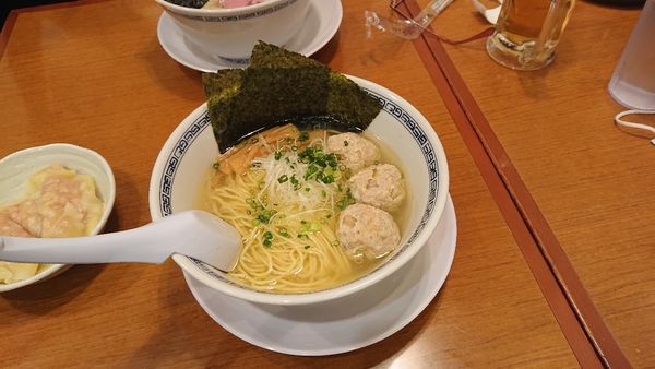 「塩ラーメン」@稲荷屋の写真