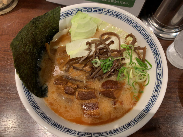 「角煮ラーメン910円」@熊本ラーメン ひごもんず neo 三鷹の写真