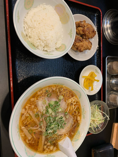 「赤尾道ラーメン定食　900円」@一龍の写真