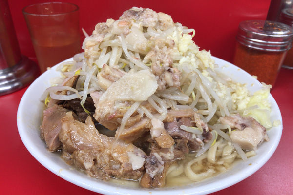 「小豚　ヤサイニンニクアブラショウガ」@ラーメン二郎 大宮公園駅前店の写真