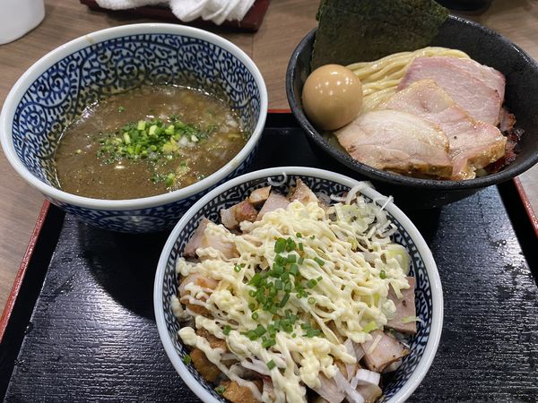 「特製極濃煮干しつけ麺 吊るし焼き丼」@煮干しつけ麺 宮元の写真