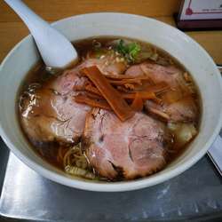 チャーシューワンタン麺