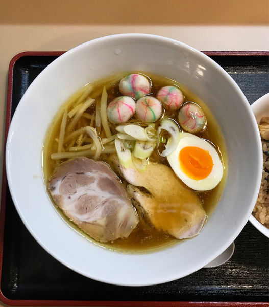 「淡鶏　しょうゆ味」@麺魂 さまろの写真