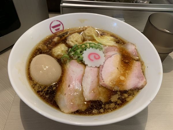 「特中華そば」@横浜中華そば 維新商店の写真