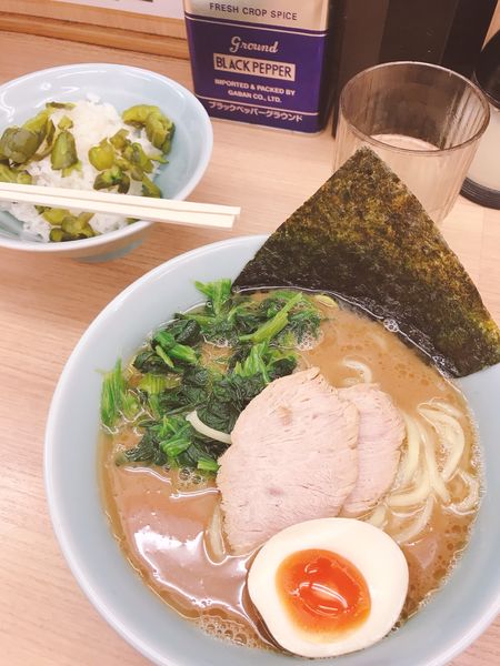 「レディース+ごはん」@横浜ラーメン 武蔵家 明大前店の写真