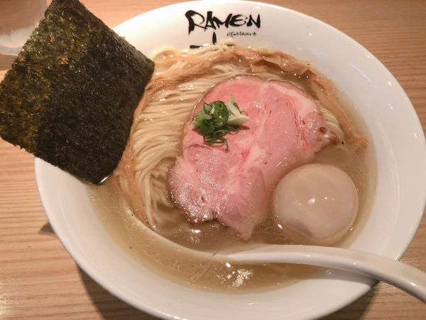「塩そば　(味玉入り)」@Ramen にじゅうぶんのいちの写真