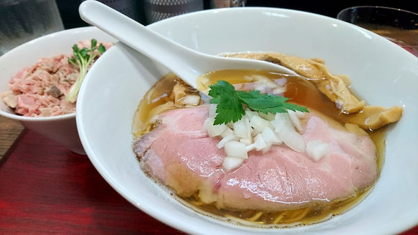 「【昼】煮干蕎麦+肉飯」@神保町黒須の写真