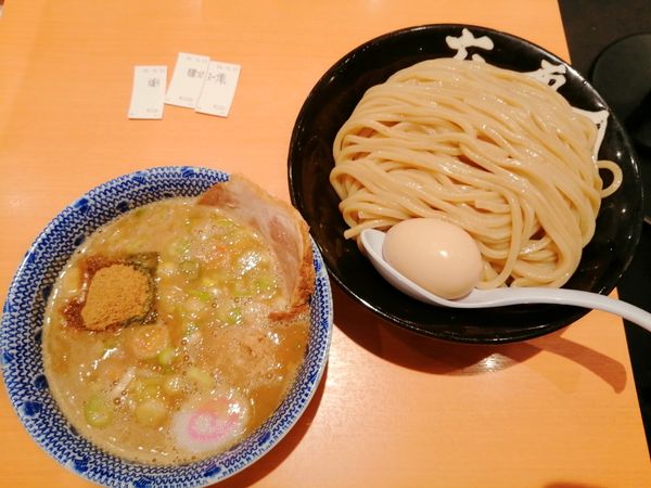 「特製つけ麺大盛りスープ大」@六厘舎の写真