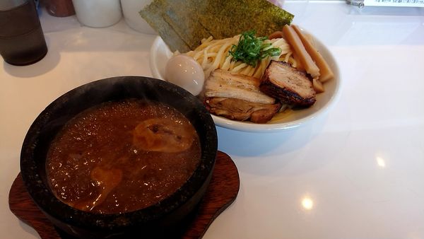 「辛刺激つけ麺(全部乗せ)1100円」@ぶっと麺 しゃにむにの写真
