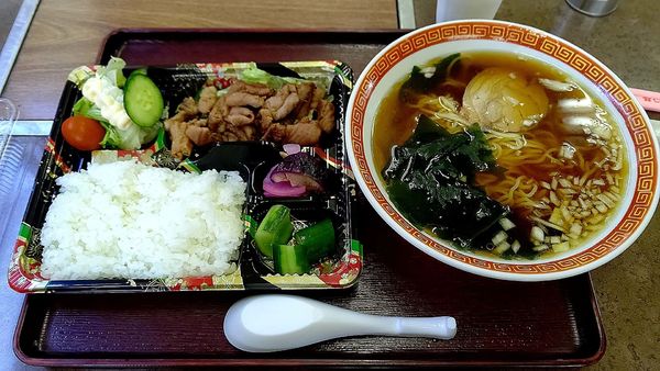「『ホルモン定食+川西ラーメン(¥550+300)』」@川西食堂の写真