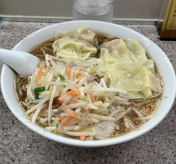 「もやしワンタン麺」@中華麺店 喜楽の写真