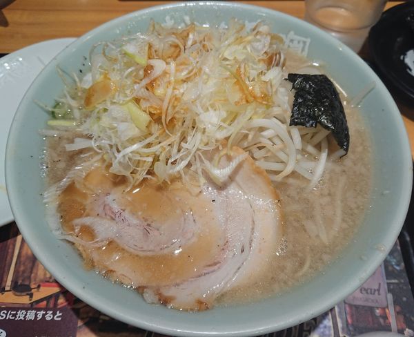 「嵐げんこつらあめん EPISODE1〜背油の覚醒〜 +シャキネギ」@らあめん花月嵐 大森町店の写真