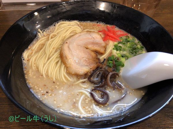 「白ラーメン(700円)」@TONKOTSU MANIの写真
