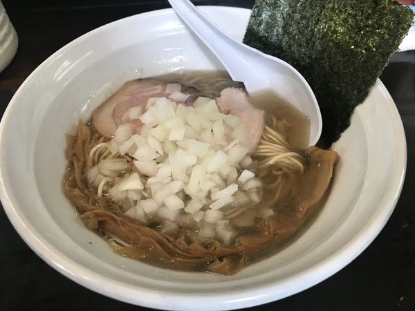 「にぼしらーめん」@濃麺 海月の写真