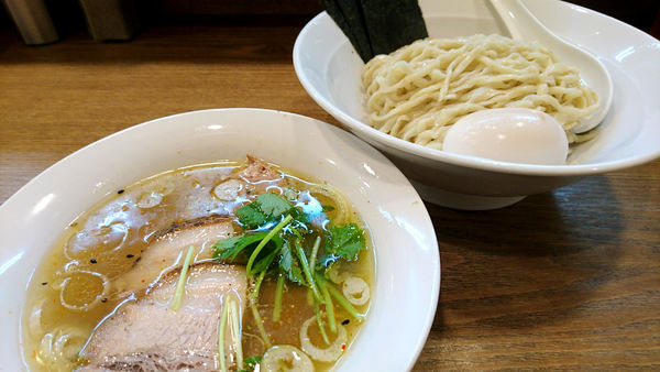 「【昼】特製 塩つけめん」@らぁめん山と樹の写真