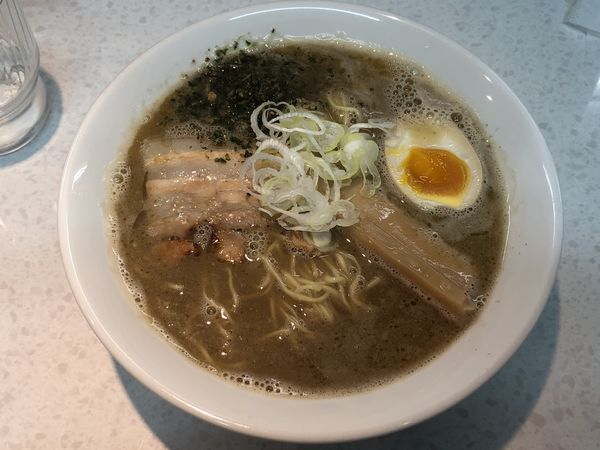 「濃厚煮干しラーメン　￥８３０」@麺屋 久兵衛の写真