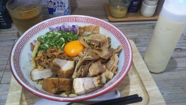 「まぜそば+肉増し+マヨネーズ」@徳島NOODLE ぱどるの写真