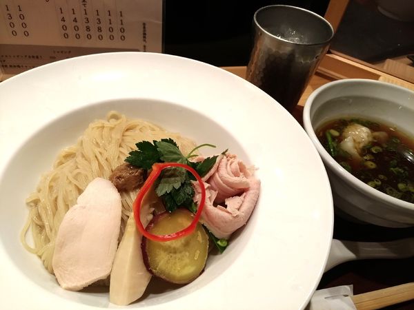 「鶏とポルチーニ茸の醤油つけSoba（大）」@銀座 篝 本店の写真