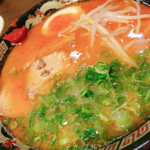 「激辛とんこつ」@ラーメン臥龍 廿日市店の写真