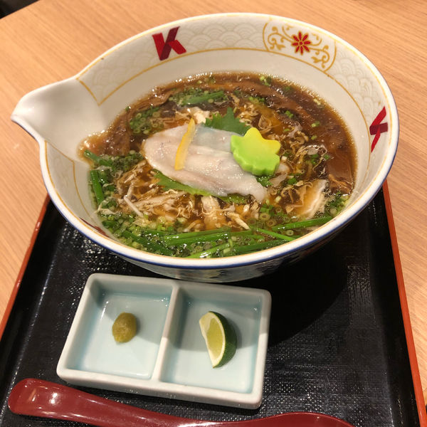 「ふぐだし醤油ラーメン」@ふぐだし潮 八代目けいすけ 東急プラザ銀座店の写真