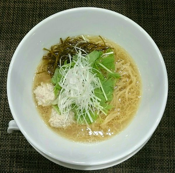 「貝塩らーめん＋替え玉」@自家製麺ほんまの写真
