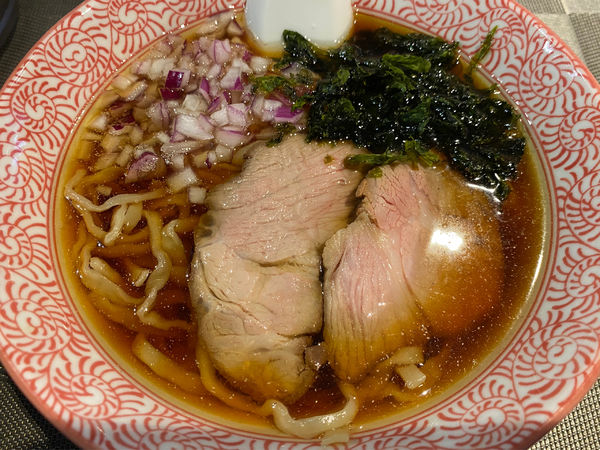 「淡麗煮干 手揉み麺」@麺や べらぼうの写真