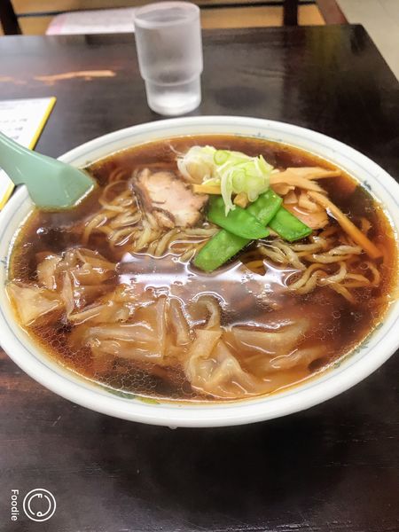 「ワンタンメン 750円」@年貢町 茶釜食堂の写真