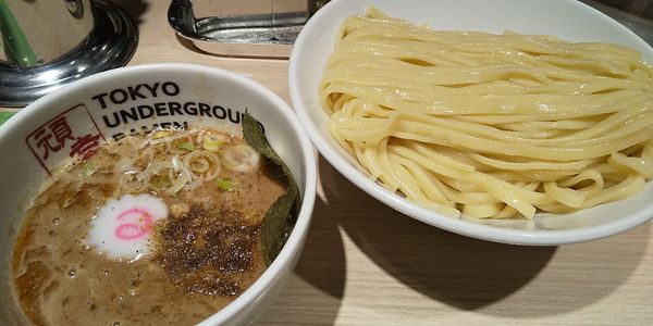 「つけ麺濃厚」@TOKYO UNDER GROUND RAMEN 頑者の写真