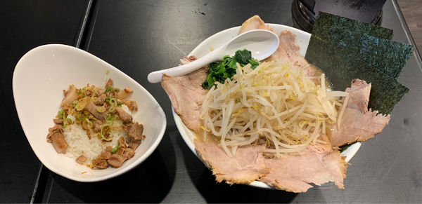 「ドロ系豚骨醤油らぁめん大盛」@横浜家系らぁめん 恵比寿天の写真