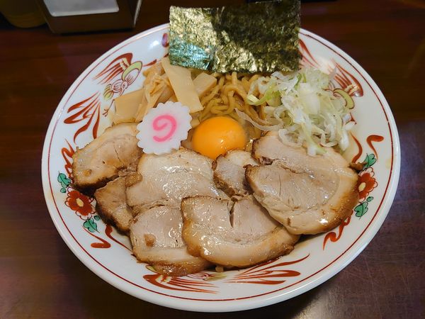 「黒丸油チャーシューそば 生たまご」@ぶぶか 吉祥寺北口店の写真