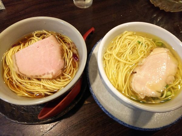 「貝出汁の双子そば」@立ち呑み居酒屋 金町製麺の写真