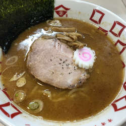 煮干しラーメン　800円