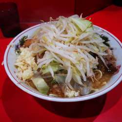 小豚 ヤサイニンニク