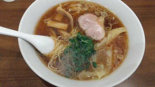 「ワンタンメン750円」@中華 あづま軒の写真